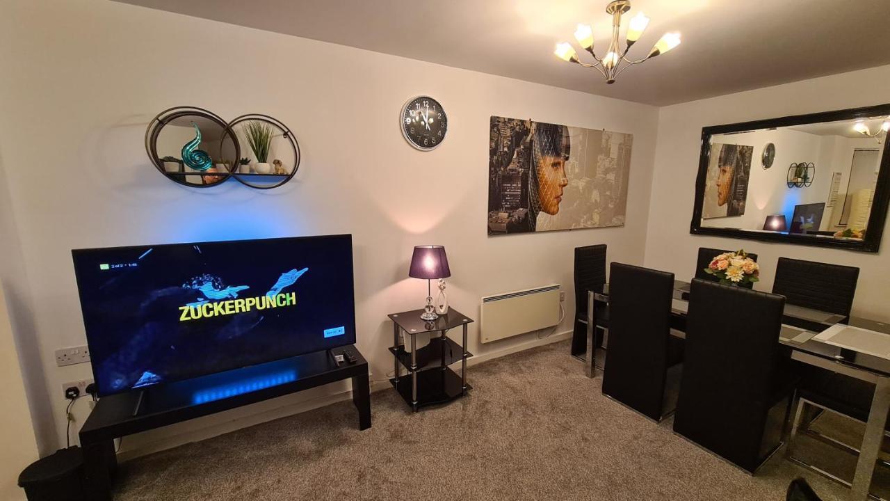 Luxury 2 Bed Apt With Free Wi-Fi & Parking Manchester Esterno foto