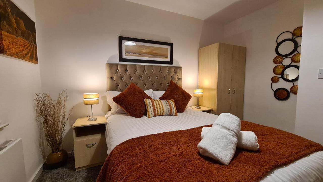 Luxury 2 Bed Apt With Free Wi-Fi & Parking Manchester Esterno foto