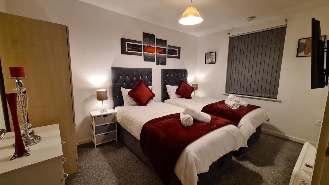 Luxury 2 Bed Apt With Free Wi-Fi & Parking Manchester Esterno foto