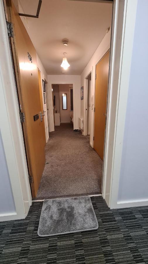 Luxury 2 Bed Apt With Free Wi-Fi & Parking Manchester Esterno foto