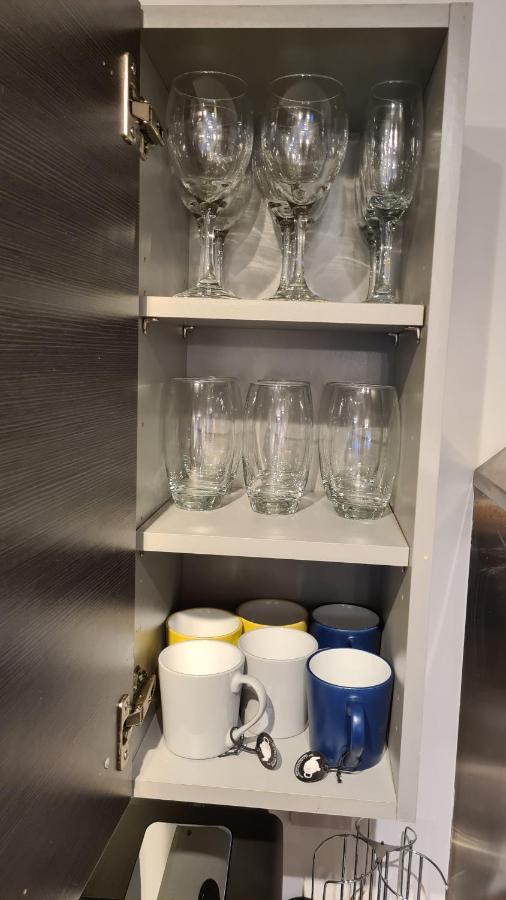 Luxury 2 Bed Apt With Free Wi-Fi & Parking Manchester Esterno foto